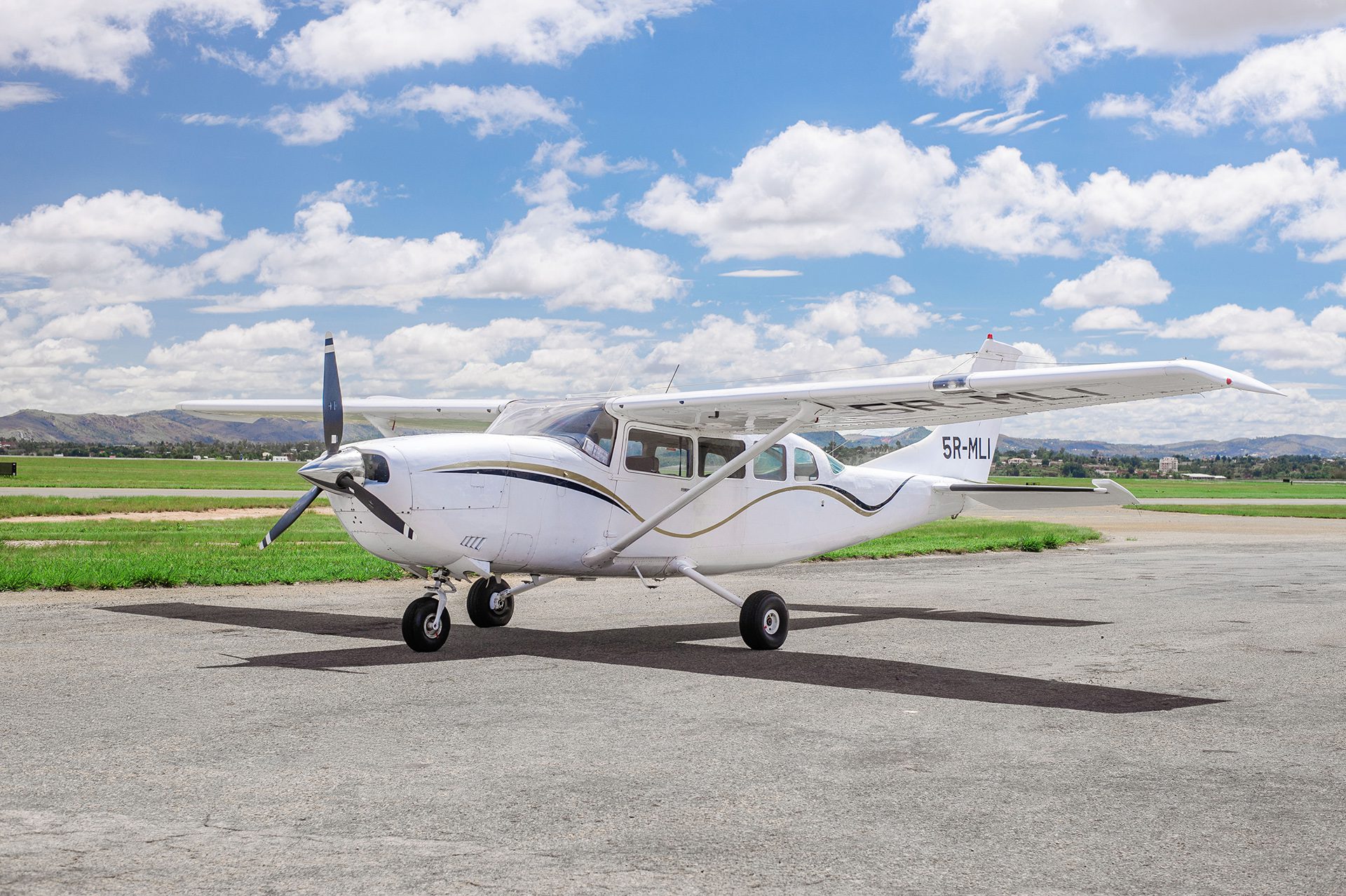 Cessna 207